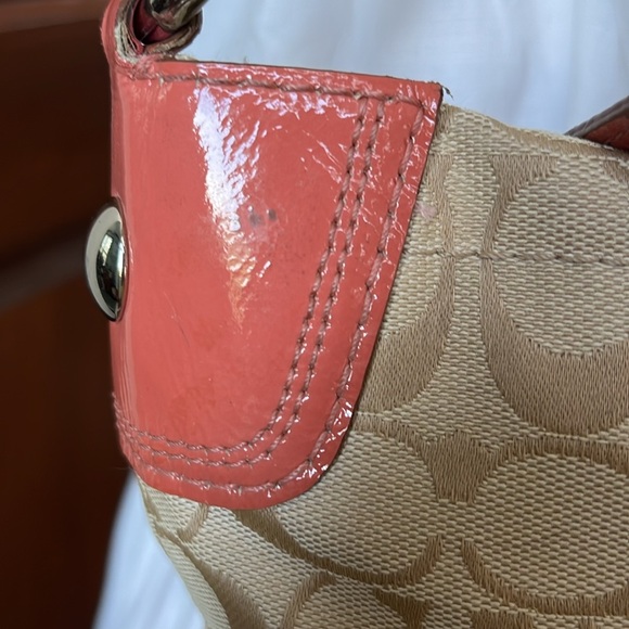 Coach Rare Gift Vintage Shoulder bag leather floral appliqué monogram canvas - Picture 5 of 17